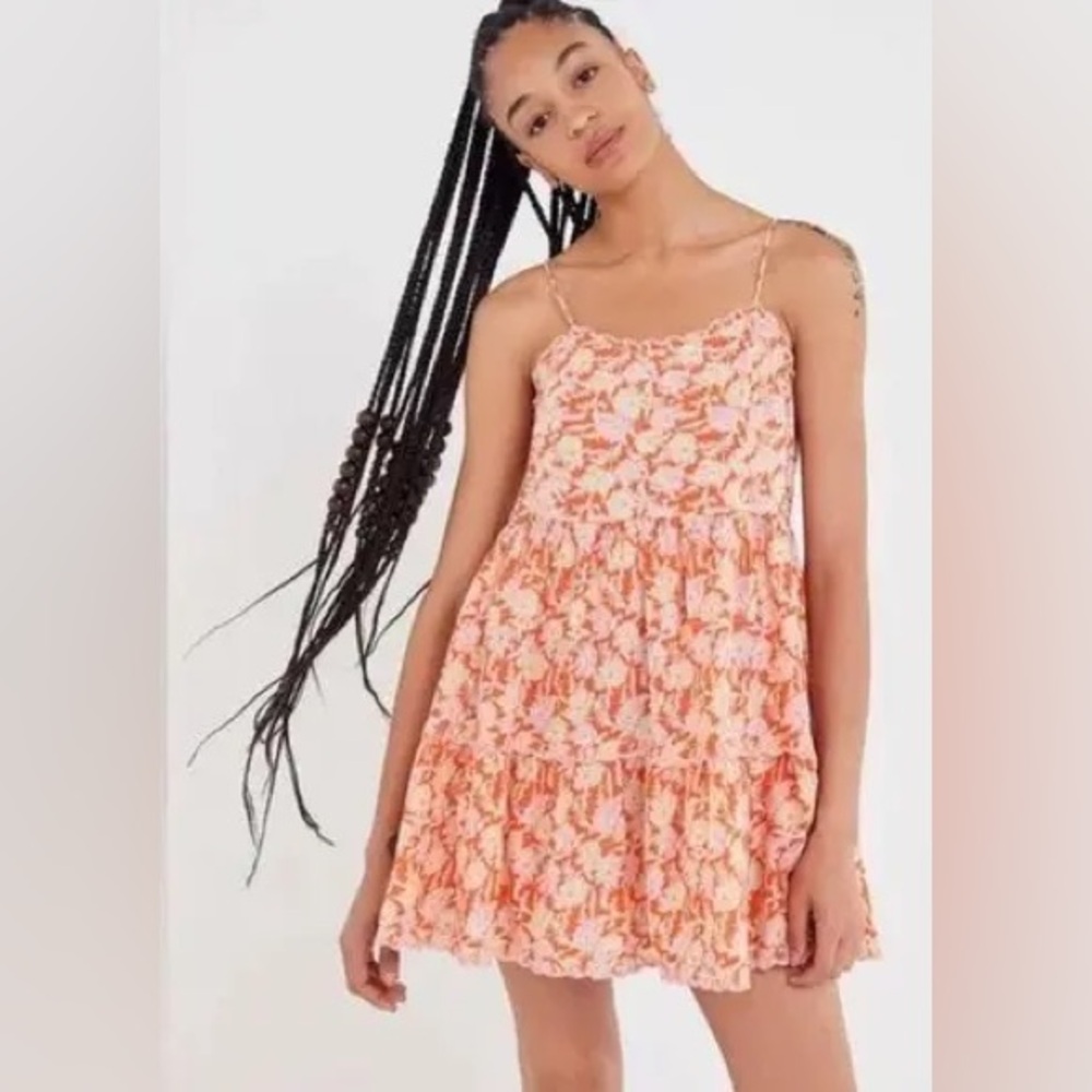 Urban Outfitters Hanna Scallop Babydoll Mini Dress Orange & Pink Floral medium